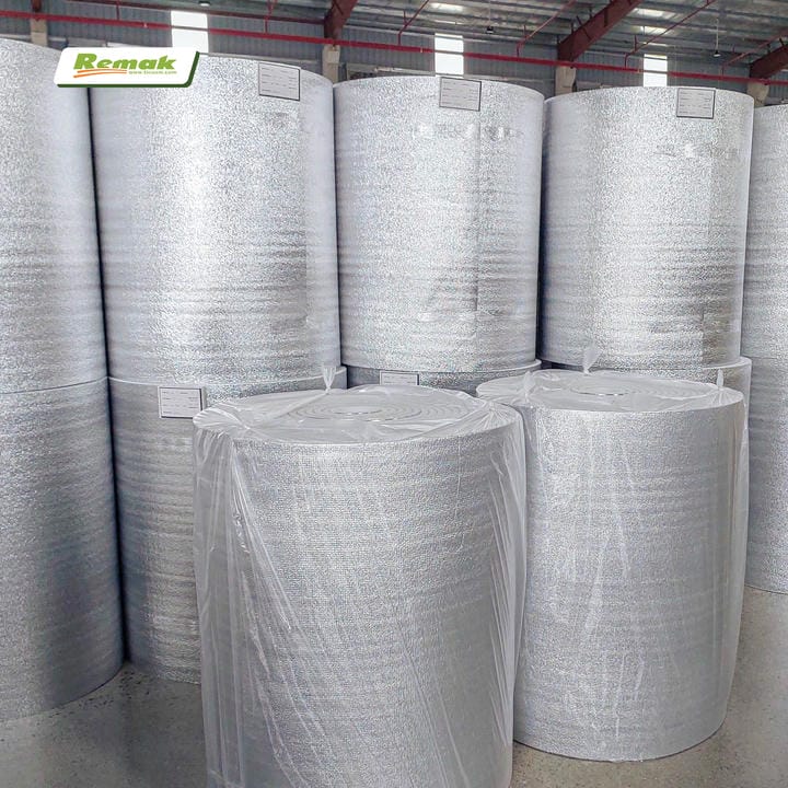 Múp xốp PE mặt bạc